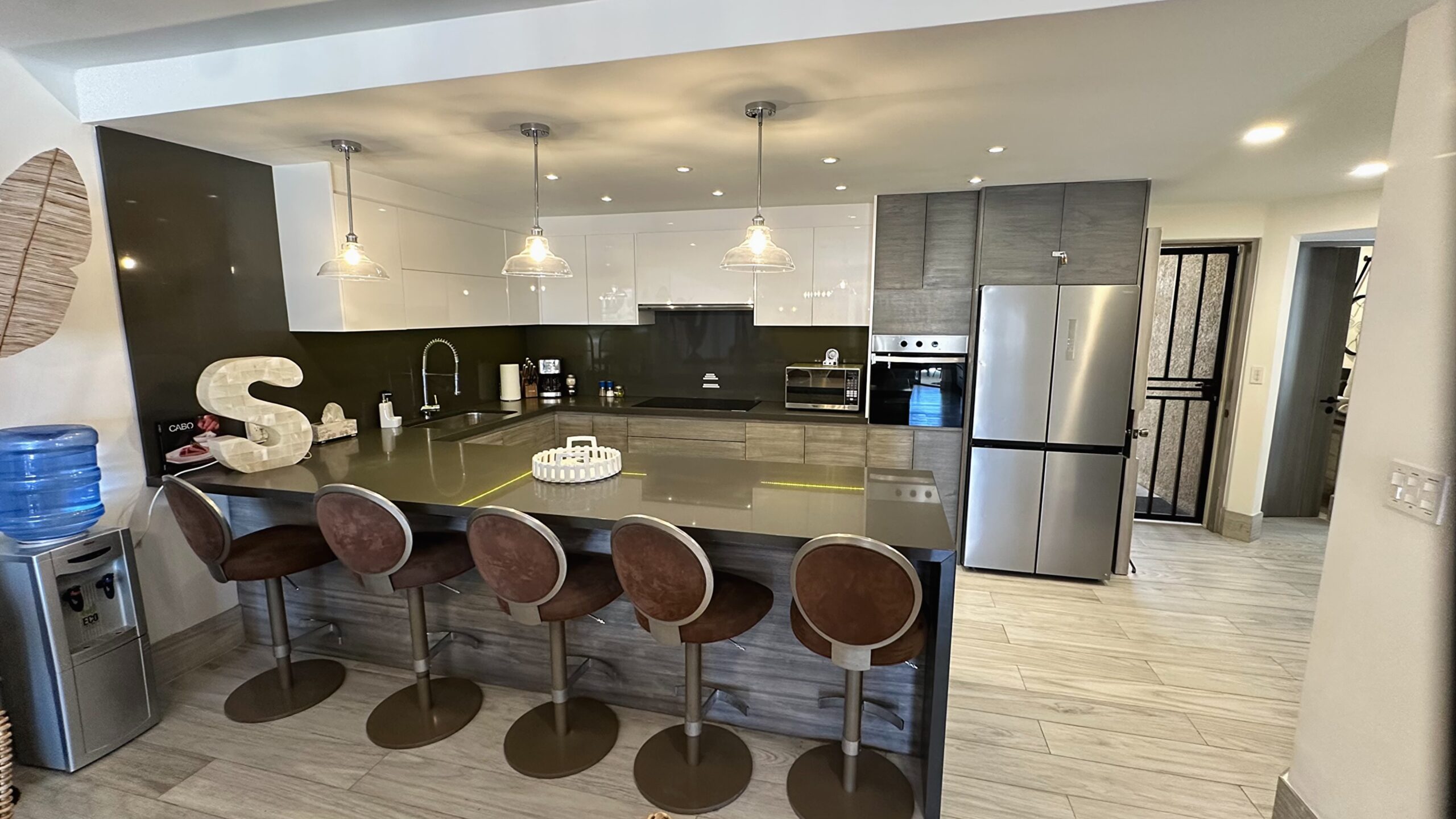 Casa Kelly kitchen