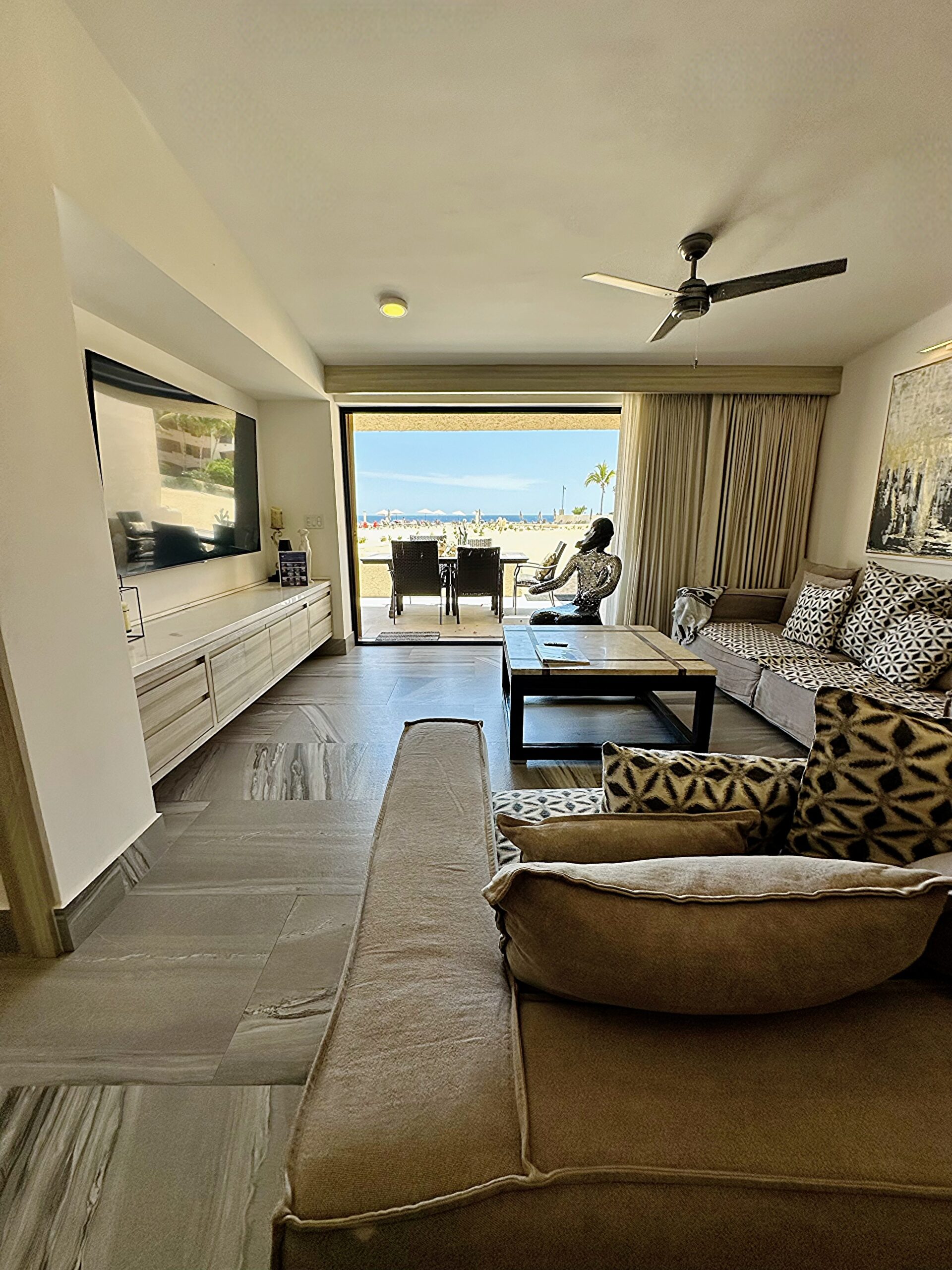 Casa Sangria interior